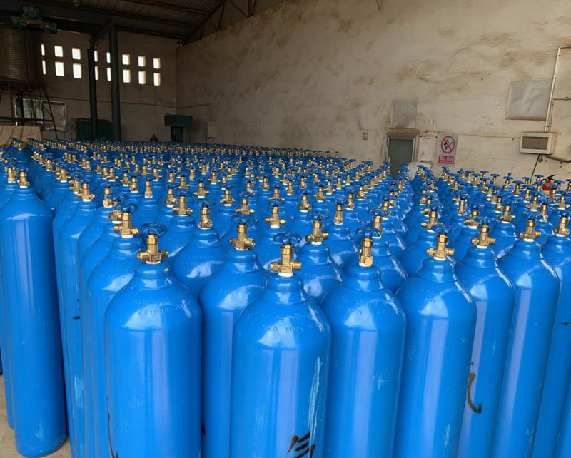 標(biāo)準(zhǔn)混合氣體均采用國(guó)際、國(guó)家標(biāo)準(zhǔn)稱(chēng)重法配制